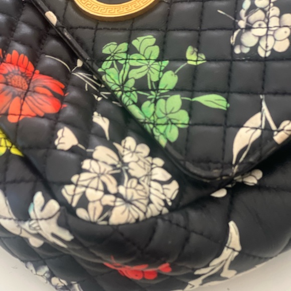 Versace handbag(box not included) - Picture 12 of 15